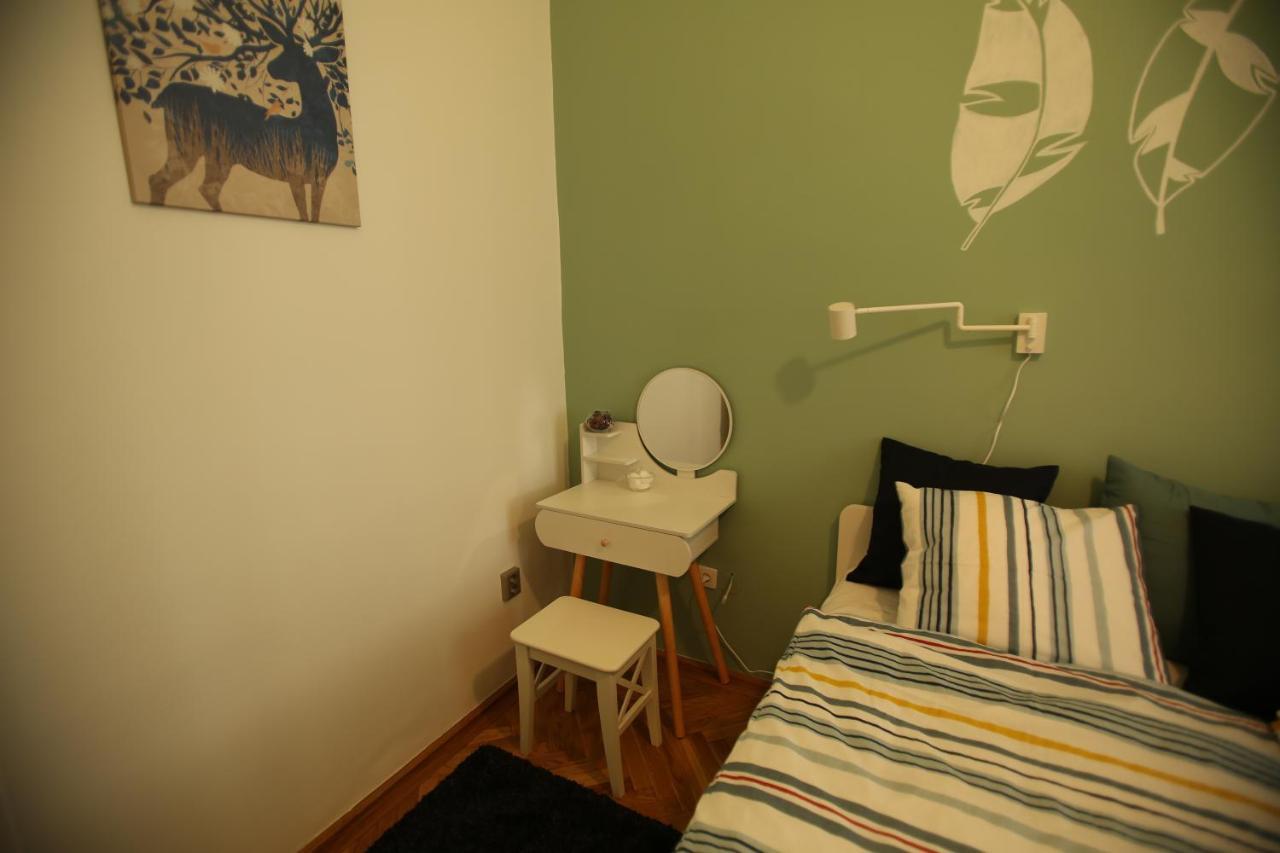 Castle Courtyard Hideaway Apartment Будапеща Екстериор снимка